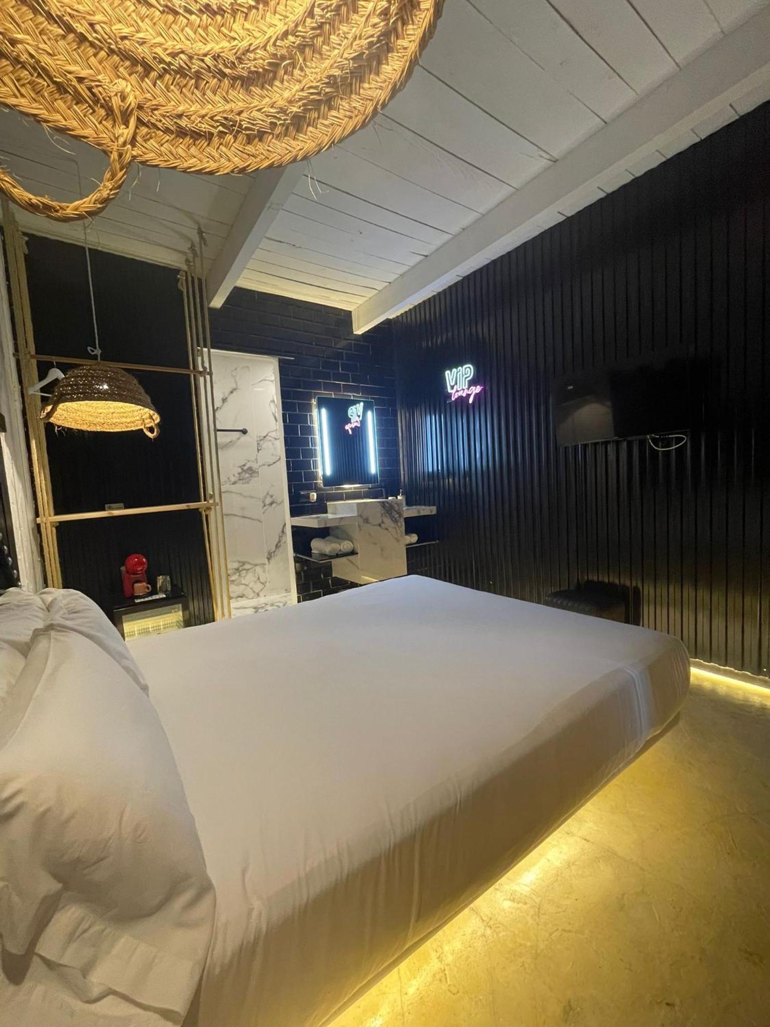 Paiise Hotels Sant Francesc de s'Estany Luaran gambar