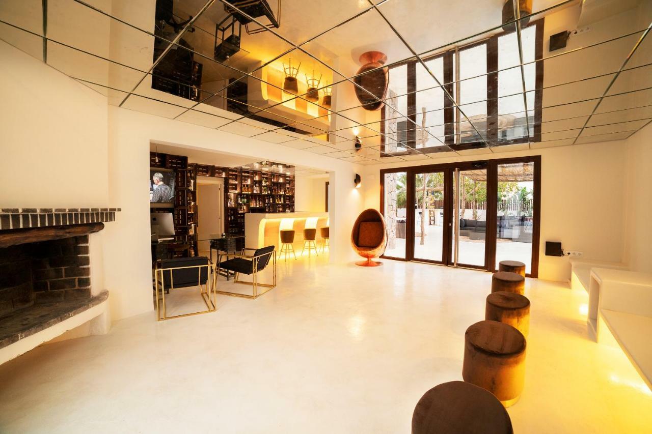 Paiise Hotels Sant Francesc de s'Estany Luaran gambar